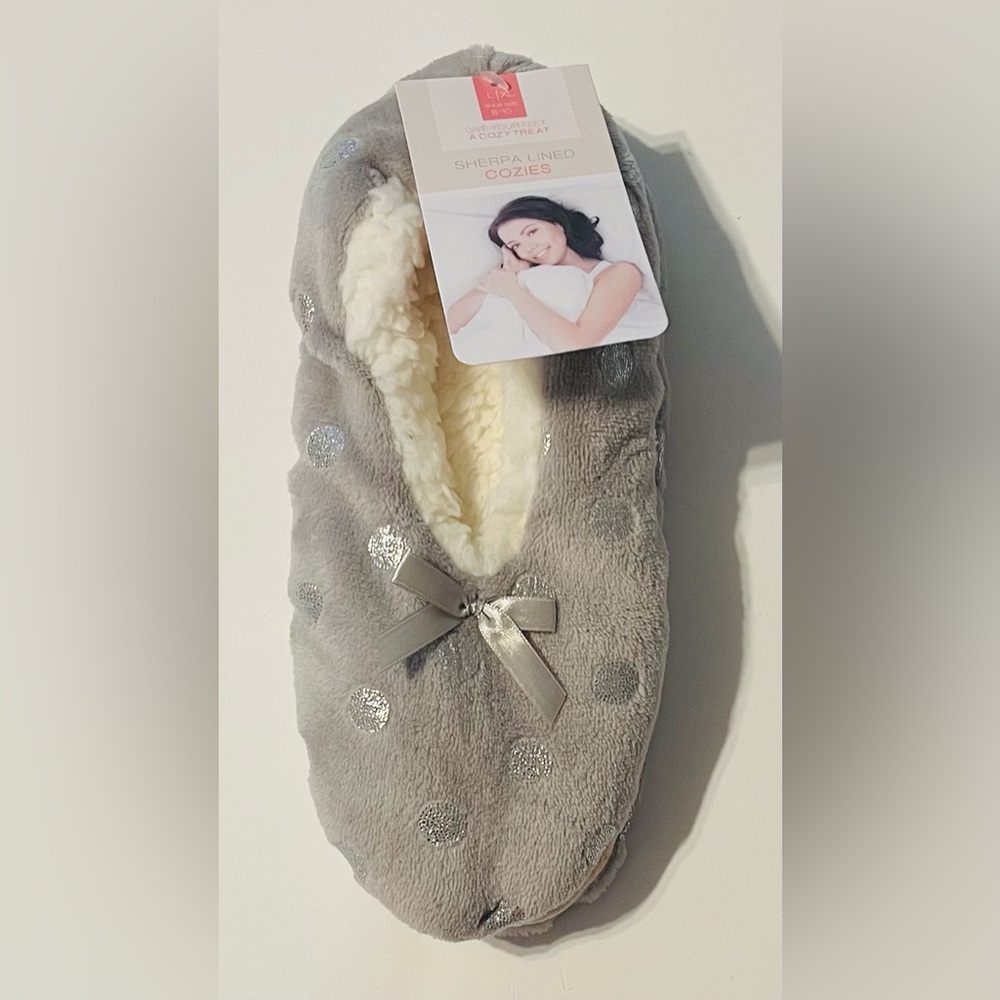 SHERPA Lined Feet Cozies Slipper Socks NEW!